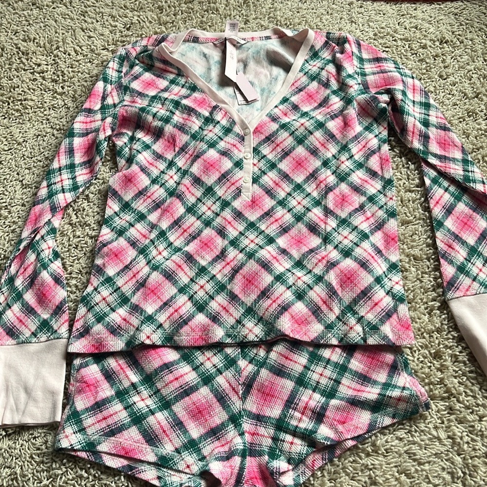 NWT Victoria Secret PJ Set (SOLD)